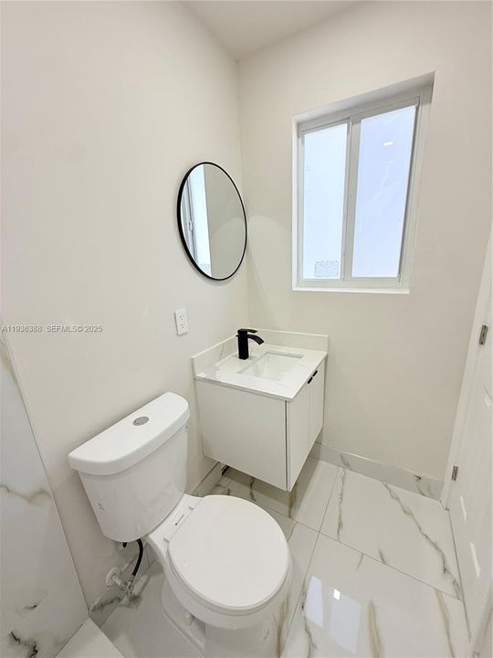 На продажу: $486,900 (3 спален, 2 ванн, 1000 Квадратных фут)