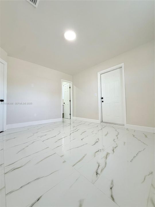 На продажу: $486,900 (3 спален, 2 ванн, 1000 Квадратных фут)