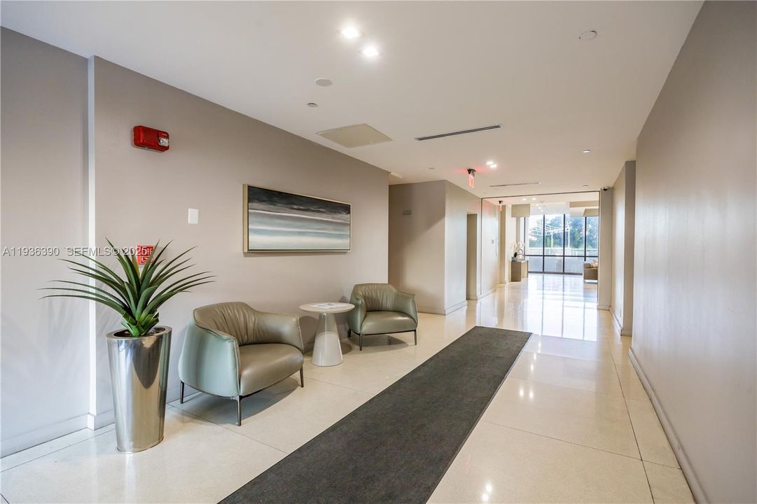 待售: $390,000 (2 贝兹, 2 浴室, 1157 平方英尺)