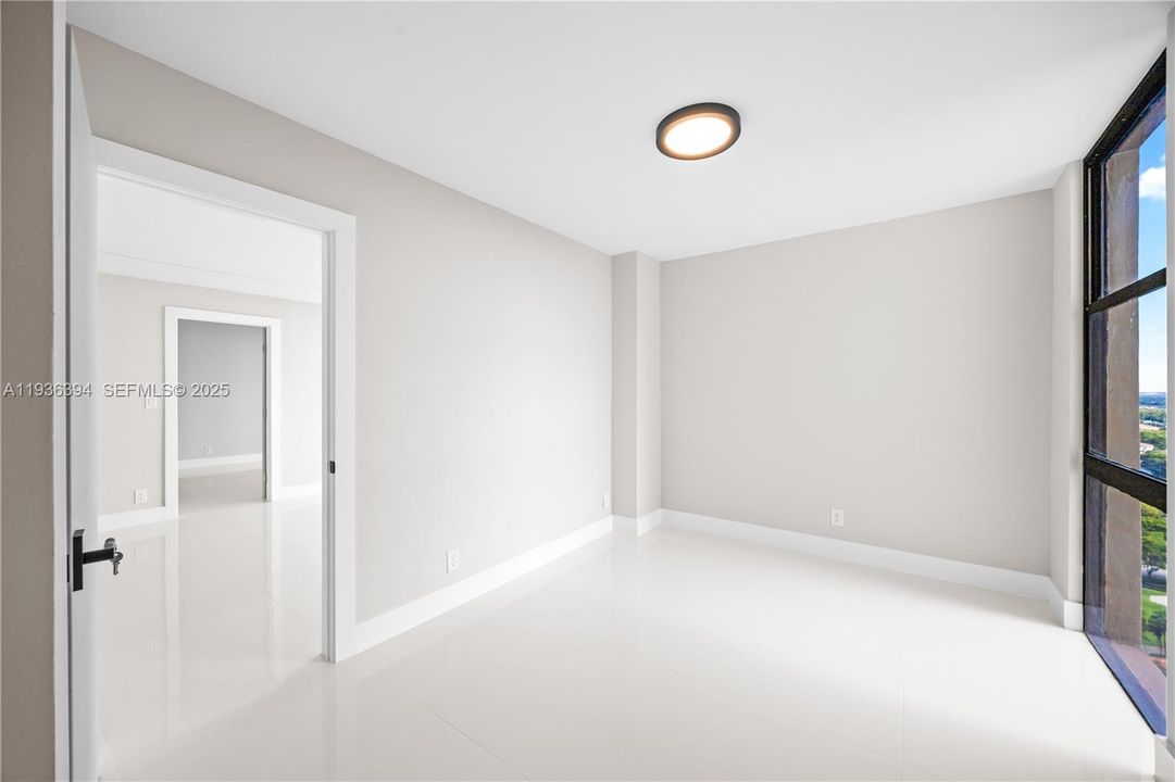 待售: $390,000 (2 贝兹, 2 浴室, 1157 平方英尺)