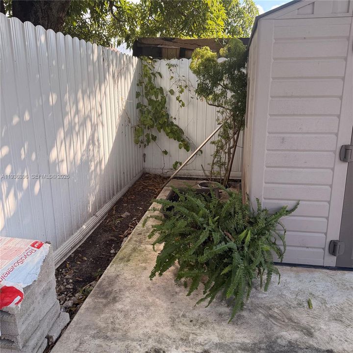 待售: $630,000 (3 贝兹, 2 浴室, 1825 平方英尺)