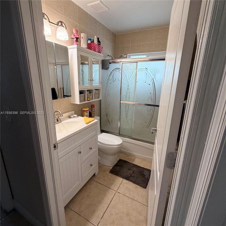 待售: $630,000 (3 贝兹, 2 浴室, 1825 平方英尺)