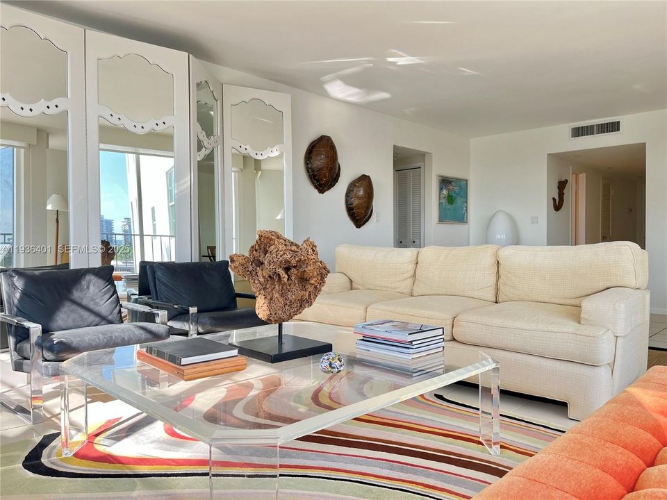 В аренду: $4,200 (2 спален, 2 ванн, 1510 Квадратных фут)