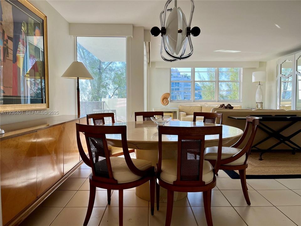 В аренду: $4,200 (2 спален, 2 ванн, 1510 Квадратных фут)