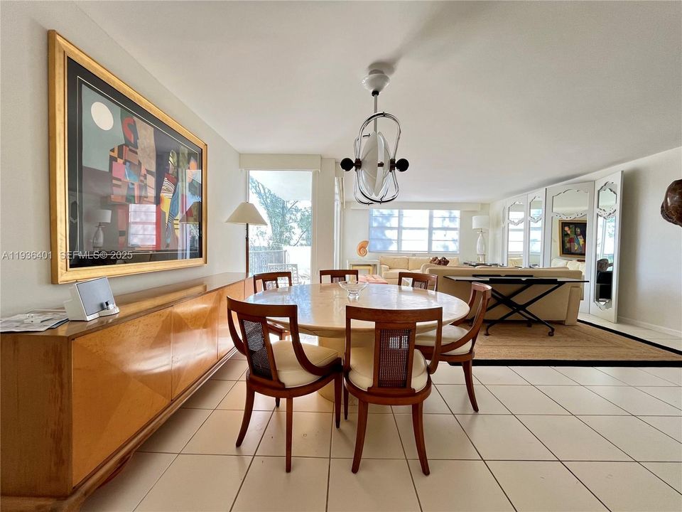 В аренду: $4,200 (2 спален, 2 ванн, 1510 Квадратных фут)