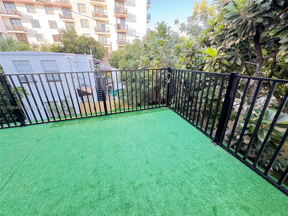 В аренду: $860 (1 спален, 1 ванн, 0 Квадратных фут)