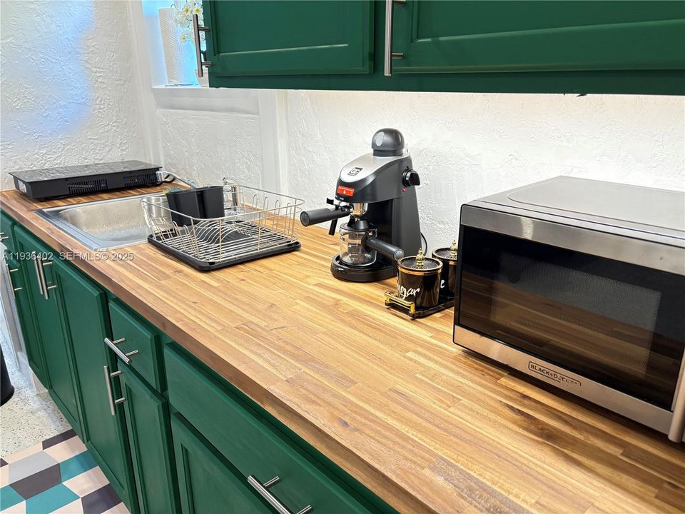 В аренду: $860 (1 спален, 1 ванн, 0 Квадратных фут)