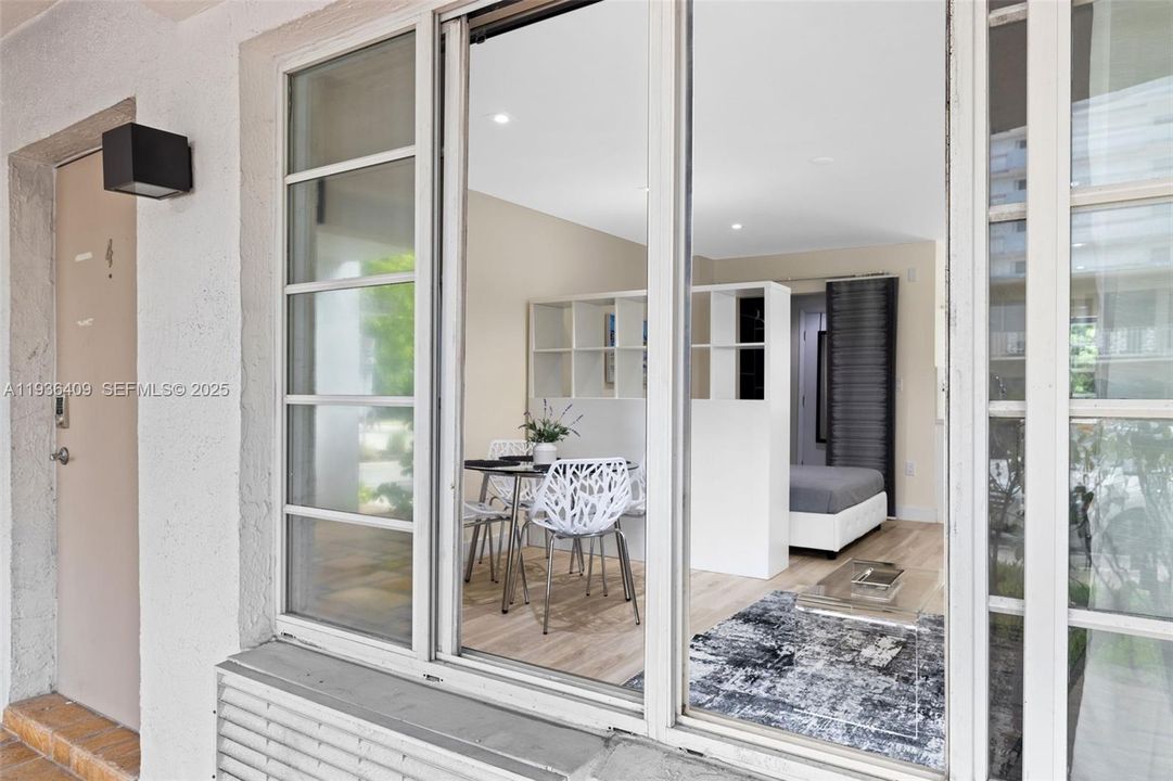 В аренду: $1,950 (0 спален, 1 ванн, 451 Квадратных фут)