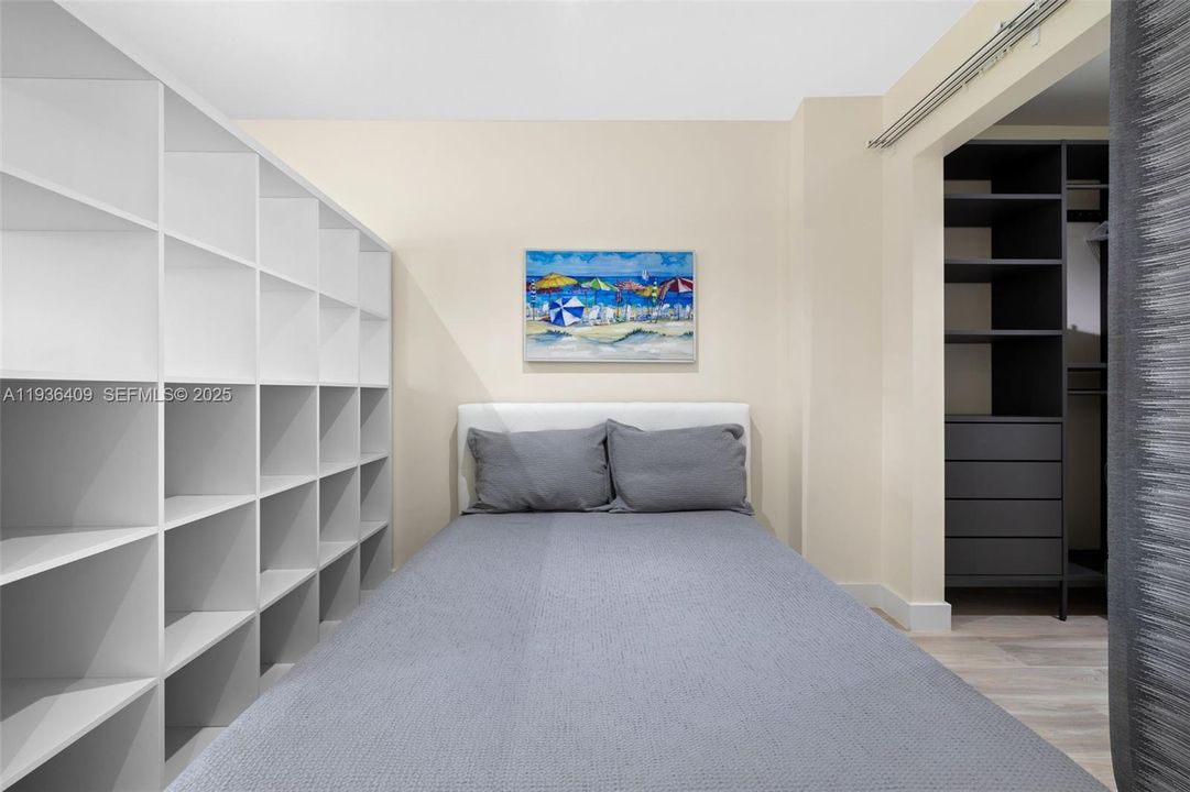 В аренду: $1,950 (0 спален, 1 ванн, 451 Квадратных фут)