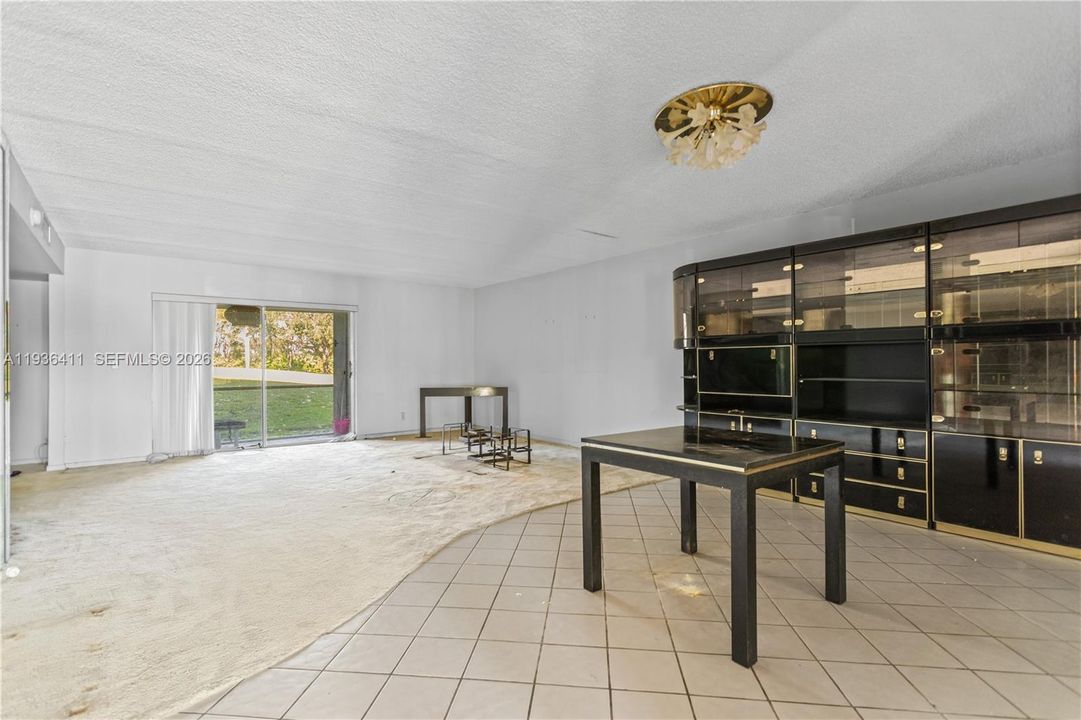 На продажу: $179,900 (2 спален, 2 ванн, 1459 Квадратных фут)