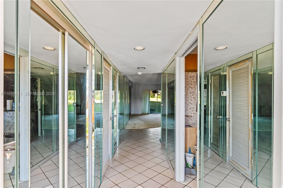 На продажу: $179,900 (2 спален, 2 ванн, 1459 Квадратных фут)