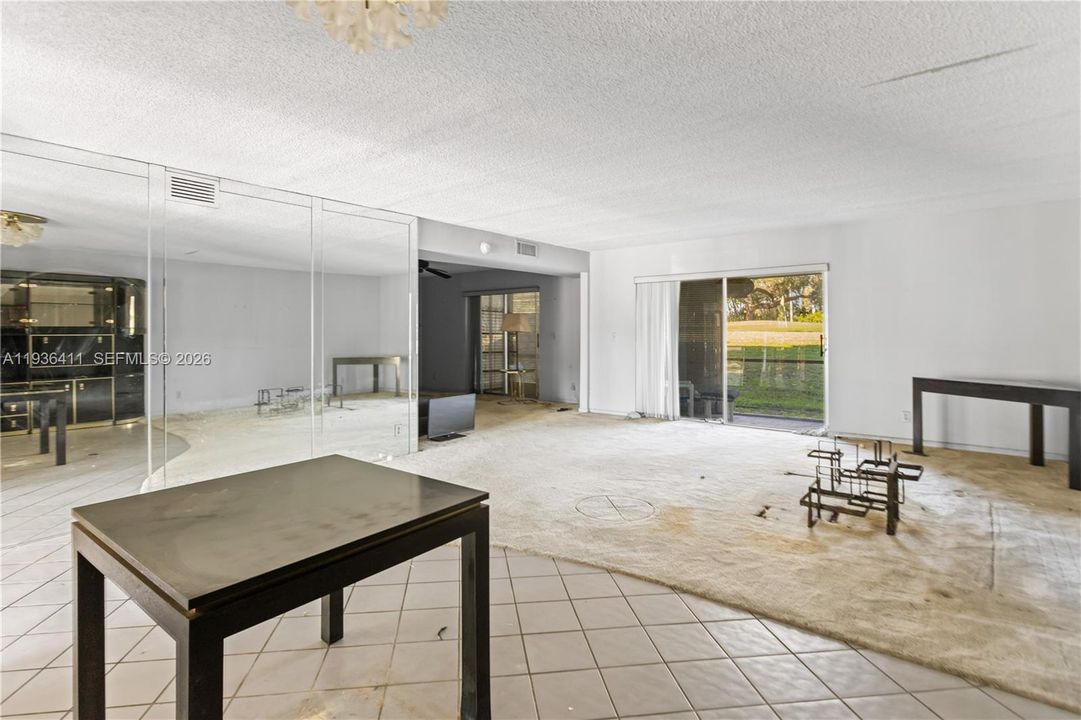 На продажу: $179,900 (2 спален, 2 ванн, 1459 Квадратных фут)