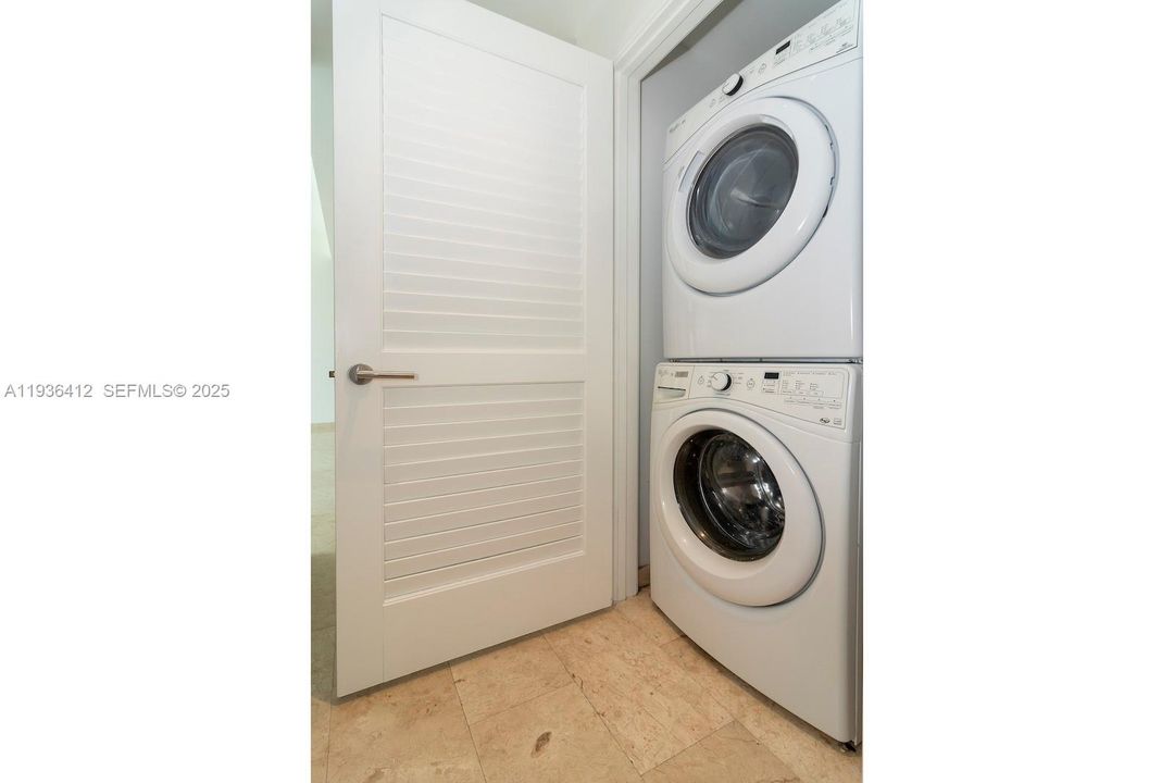 En Venta: $950,000 (2 camas, 2 baños, 1193 Pies cuadrados)