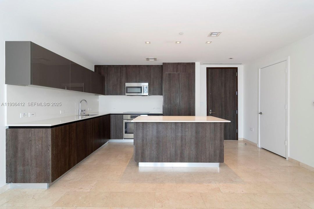 En Venta: $950,000 (2 camas, 2 baños, 1193 Pies cuadrados)