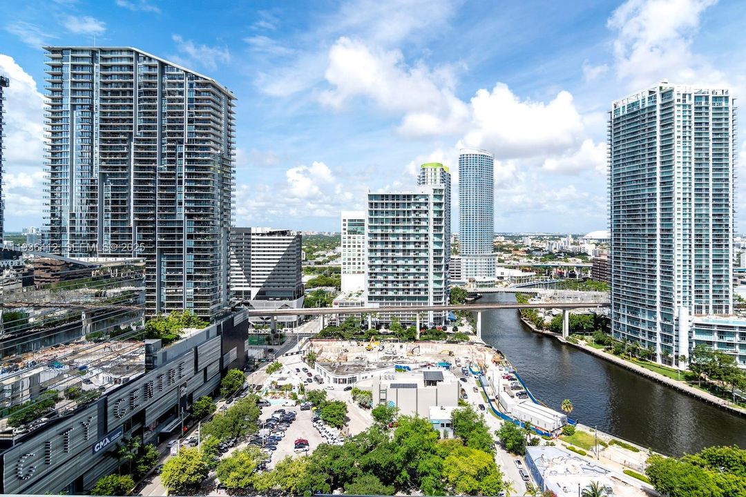 En Venta: $950,000 (2 camas, 2 baños, 1193 Pies cuadrados)