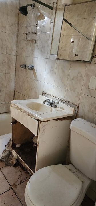 En Venta: $599,900 (0 camas, 0 baños, 2380 Pies cuadrados)