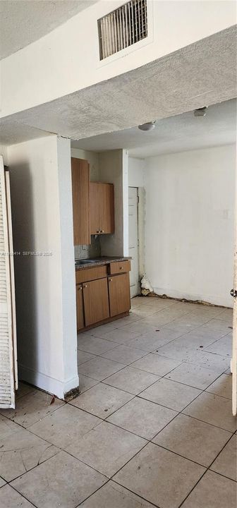 En Venta: $599,900 (0 camas, 0 baños, 2380 Pies cuadrados)