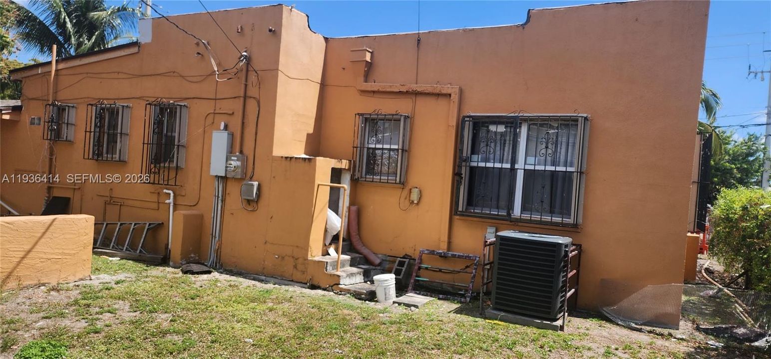 待售: $599,900 (0 贝兹, 0 浴室, 2380 平方英尺)