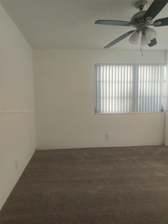 For Rent: $1,400 (1 beds, 1 baths, 101513 Square Feet)