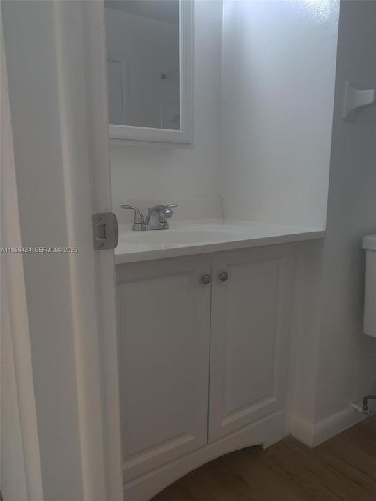 For Rent: $1,400 (1 beds, 1 baths, 101513 Square Feet)