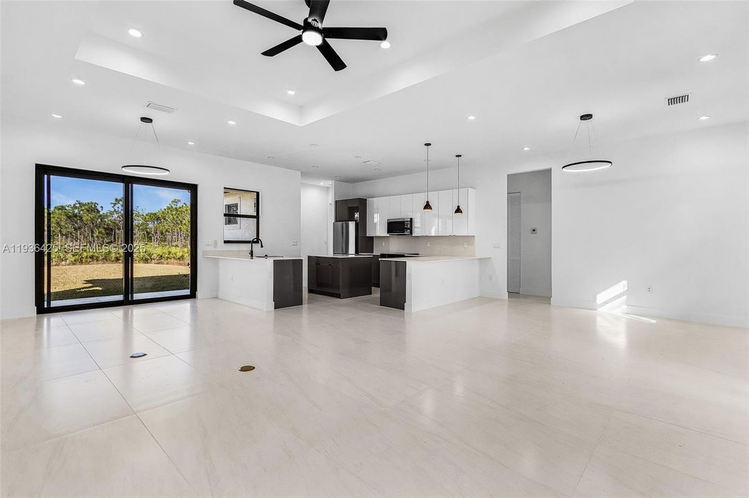 For Sale: $1,000,000 (4 beds, 3 baths, 0 Square Feet)