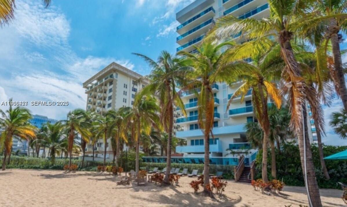 En Venta: $557,000 (2 camas, 2 baños, 997 Pies cuadrados)