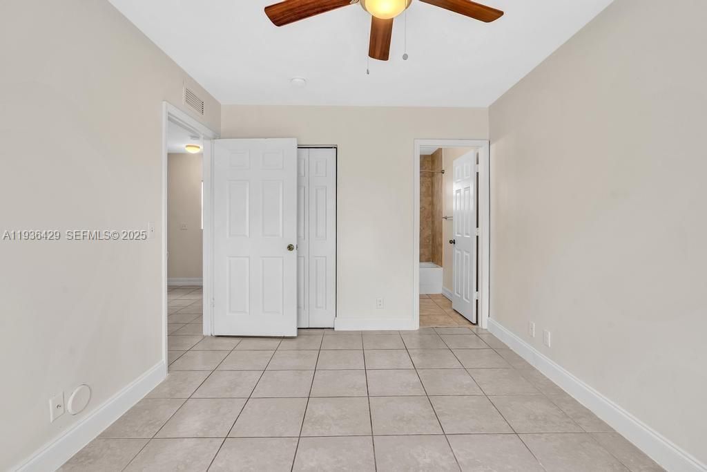 出租: $2,350 (2 贝兹, 2 浴室, 1250 平方英尺)