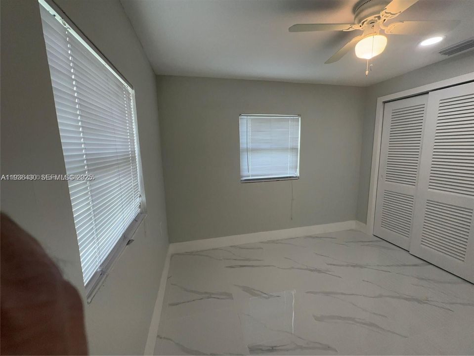 На продажу: $299,000 (2 спален, 2 ванн, 0 Квадратных фут)