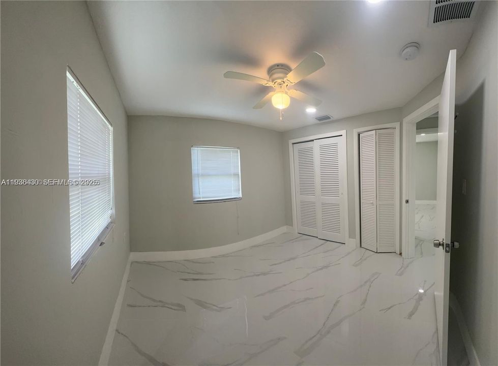 На продажу: $299,000 (2 спален, 2 ванн, 0 Квадратных фут)