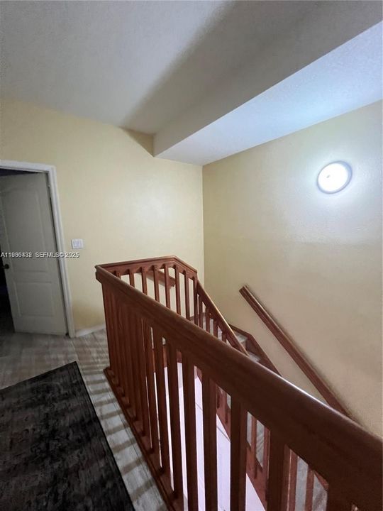 For Sale: $476,000 (2 beds, 2 baths, 1352 Square Feet)