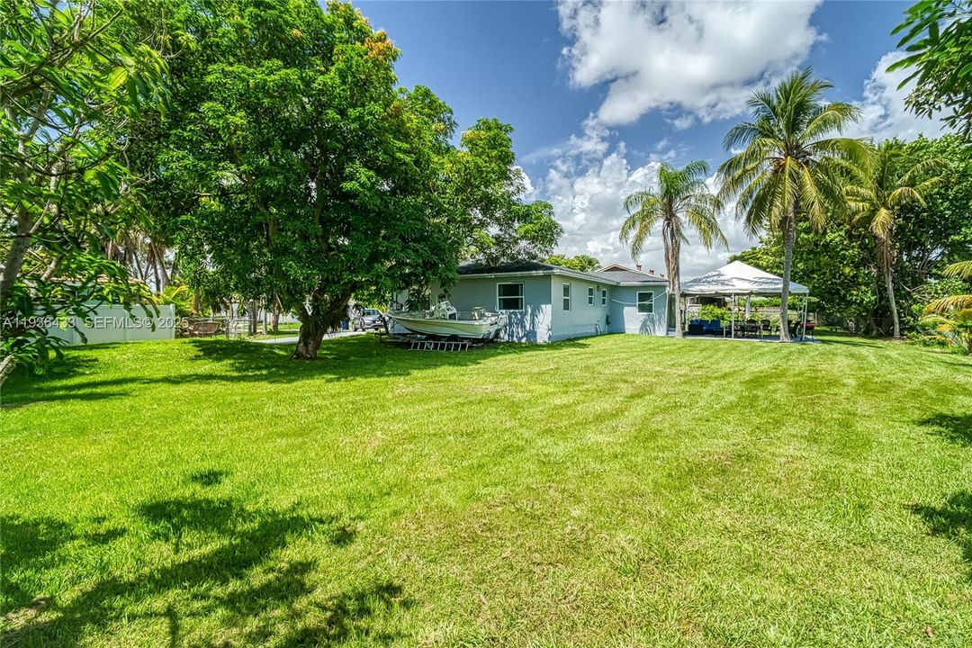 出租: $4,500 (4 贝兹, 2 浴室, 1542 平方英尺)