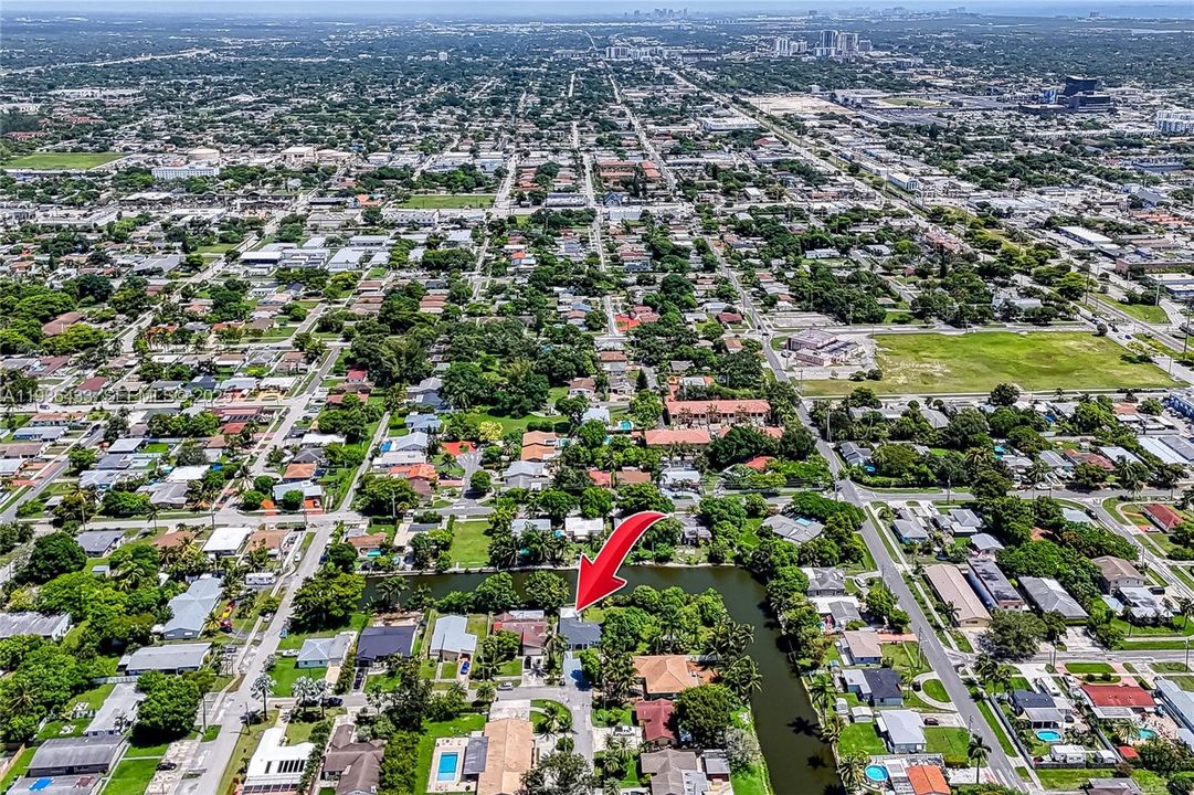 出租: $4,500 (4 贝兹, 2 浴室, 1542 平方英尺)