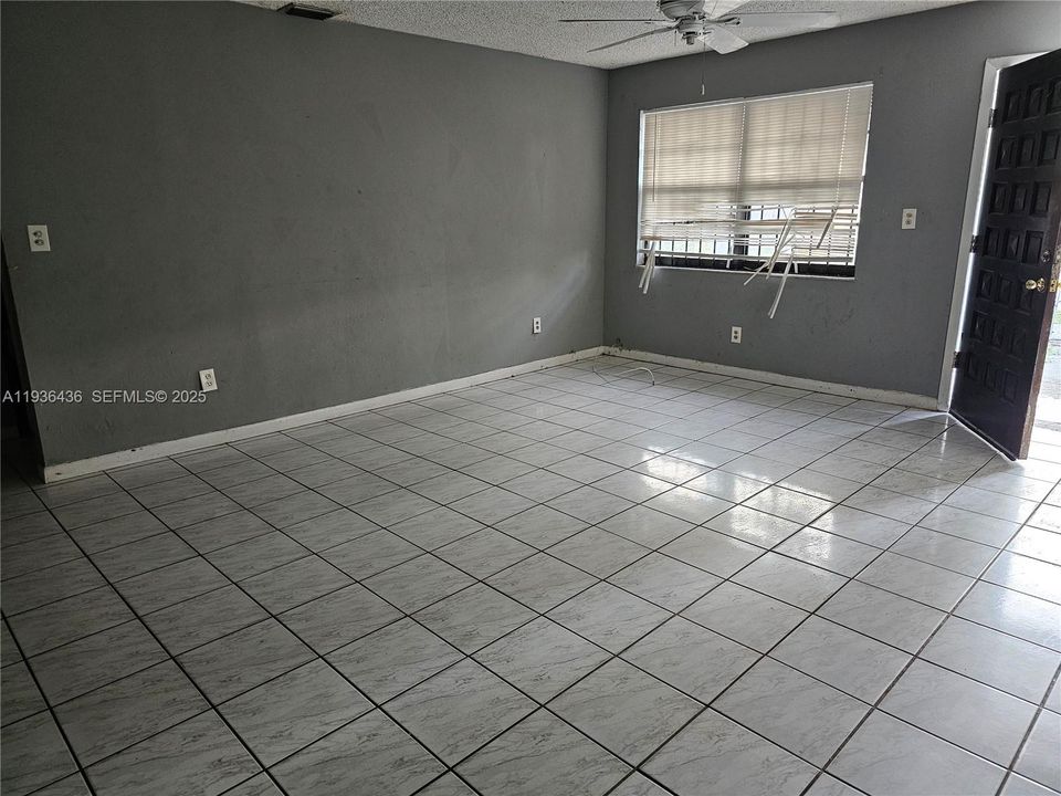 For Sale: $495,000 (4 beds, 2 baths, 1980 Square Feet)