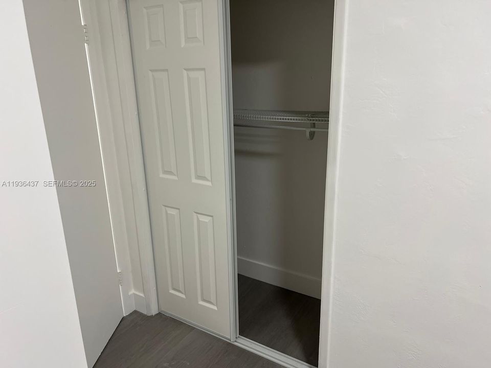 出租: $3,600 (3 贝兹, 2 浴室, 1423 平方英尺)