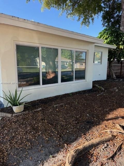 В аренду: $3,450 (3 спален, 2 ванн, 1196 Квадратных фут)