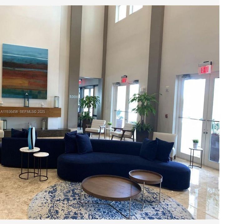 На продажу: $140,000 (1 спален, 2 ванн, 1070 Квадратных фут)