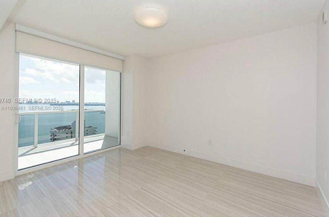 En Renta: $5,650 (3 camas, 3 baños, 1432 Pies cuadrados)