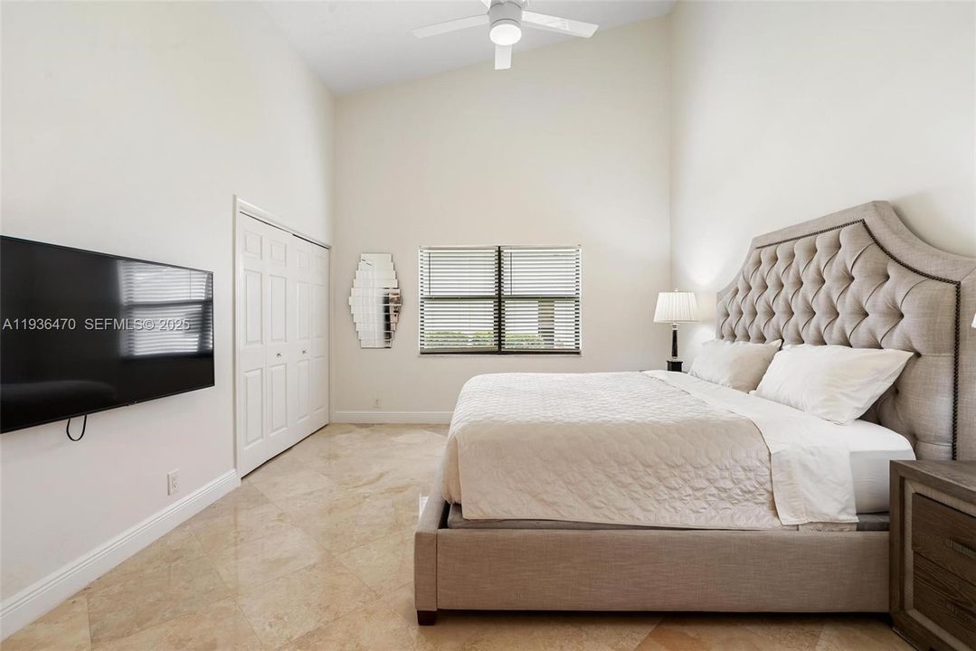 En Venta: $1,450,000 (3 camas, 2 baños, 2854 Pies cuadrados)