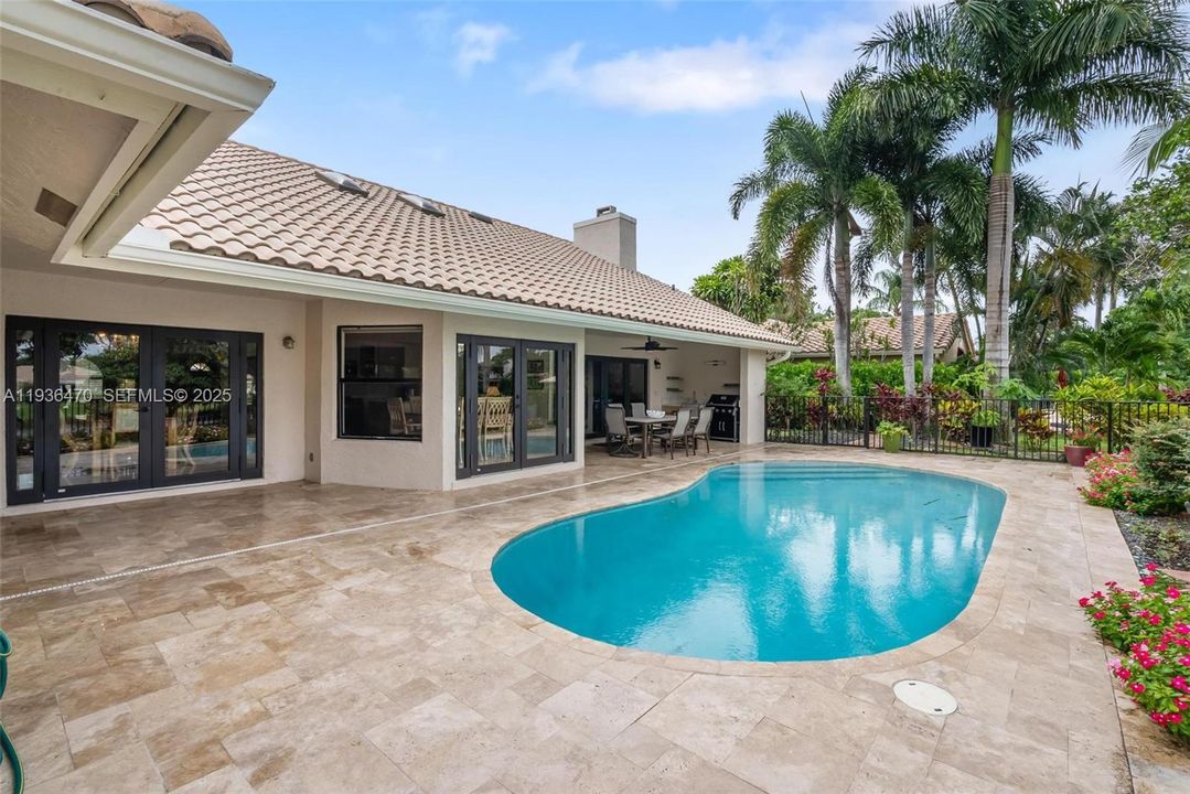 En Venta: $1,450,000 (3 camas, 2 baños, 2854 Pies cuadrados)