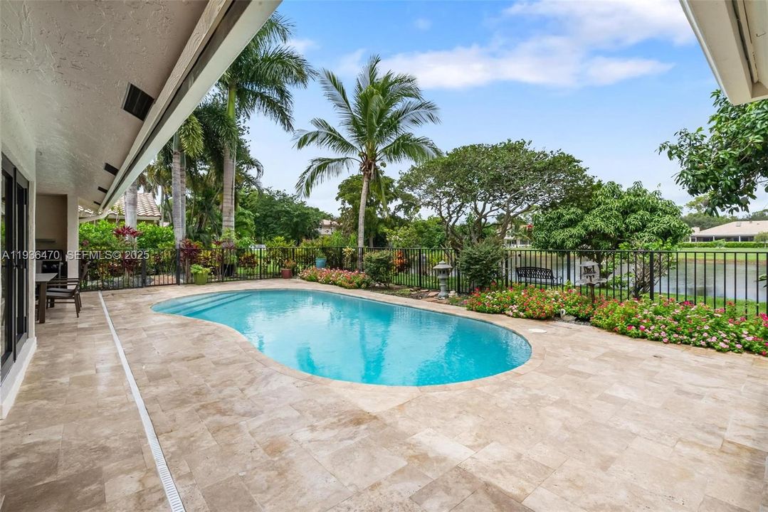 En Venta: $1,450,000 (3 camas, 2 baños, 2854 Pies cuadrados)