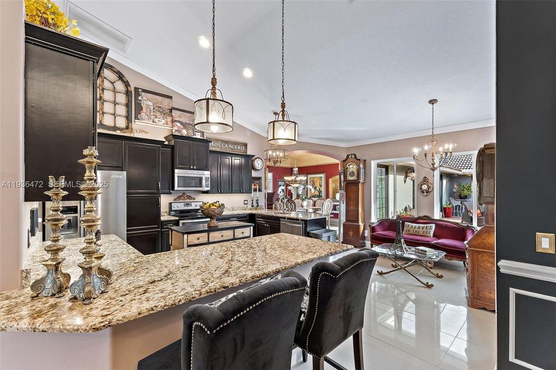 For Sale: $1,395,000 (5 beds, 3 baths, 4555 Square Feet)