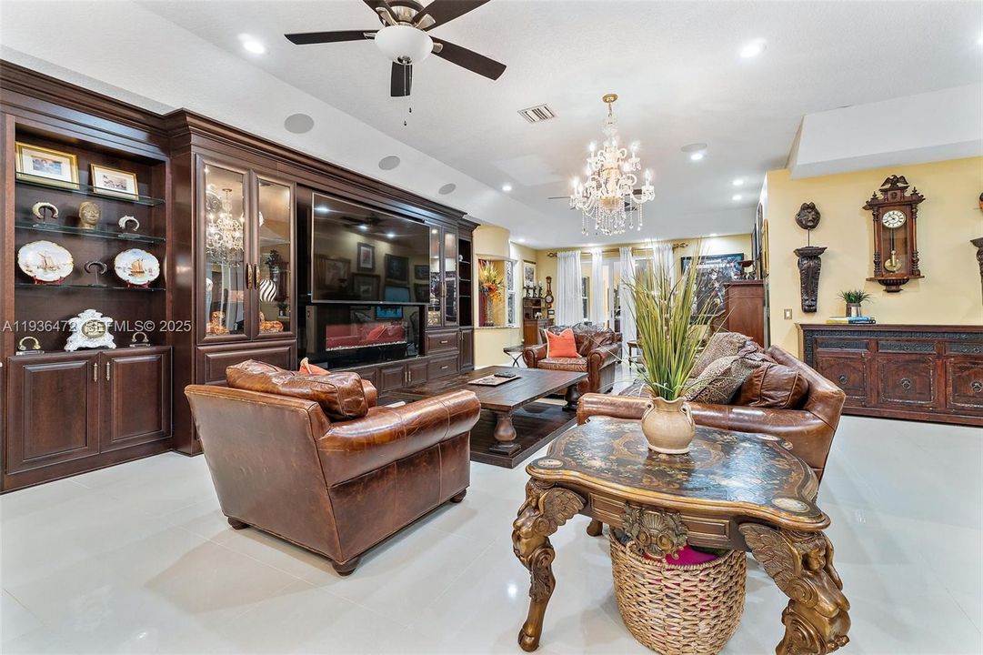 For Sale: $1,395,000 (5 beds, 3 baths, 4555 Square Feet)