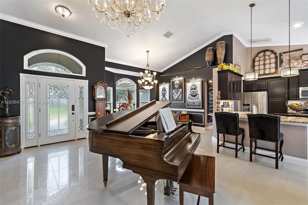 For Sale: $1,395,000 (5 beds, 3 baths, 4555 Square Feet)