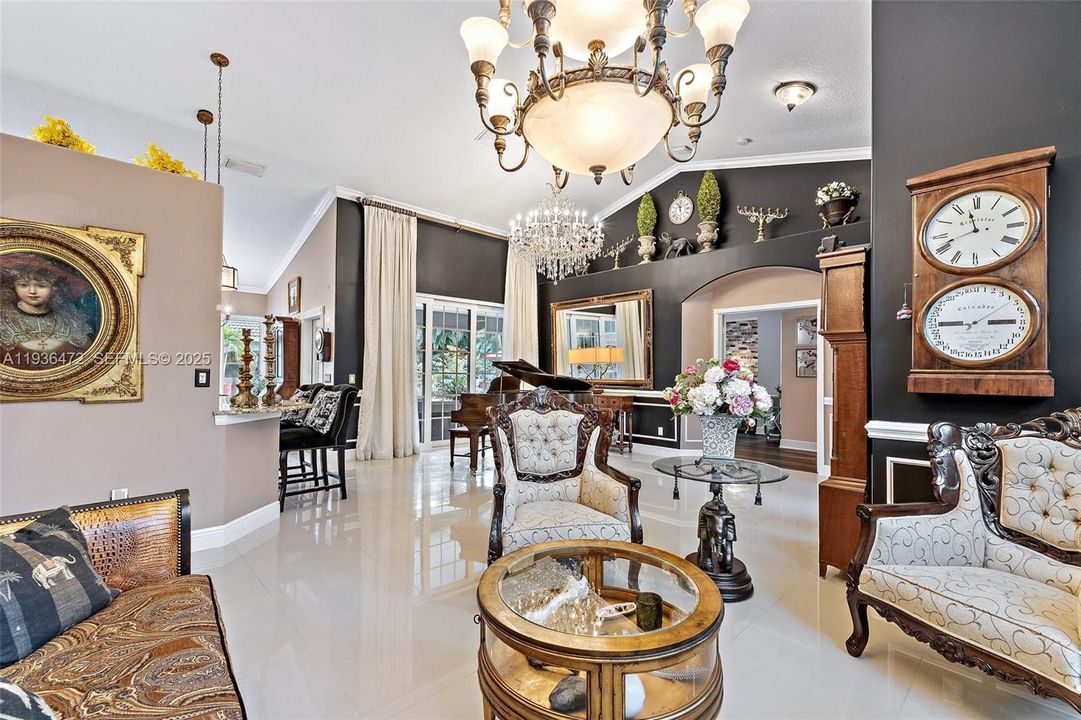 For Sale: $1,395,000 (5 beds, 3 baths, 4555 Square Feet)