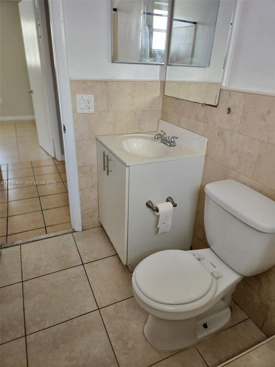 В аренду: $2,350 (2 спален, 1 ванн, 2511 Квадратных фут)