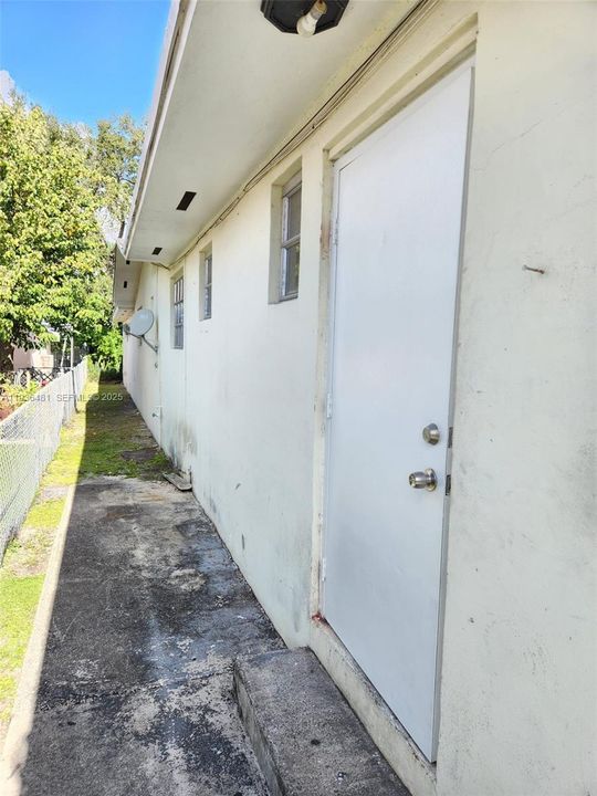 В аренду: $2,350 (2 спален, 1 ванн, 2511 Квадратных фут)