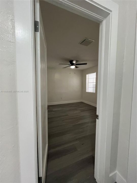 出租: $2,500 (2 贝兹, 1 浴室, 1832 平方英尺)