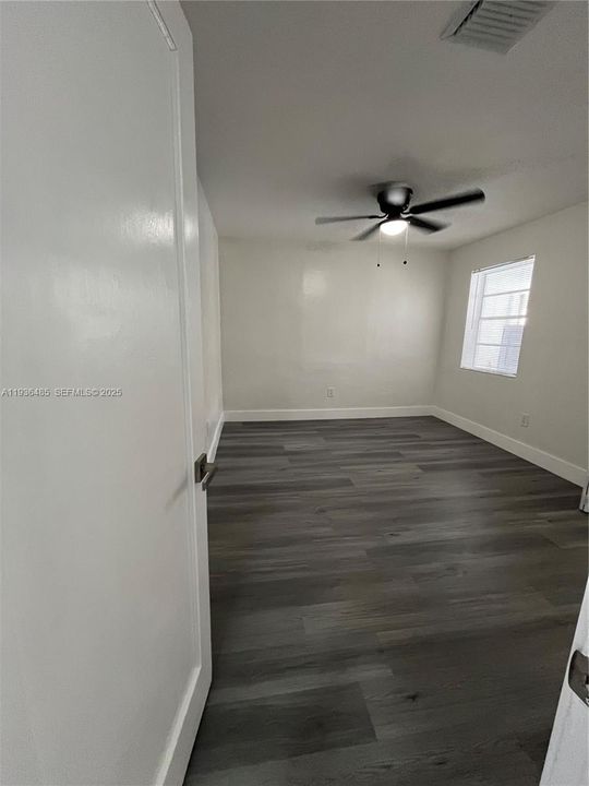 出租: $2,500 (2 贝兹, 1 浴室, 1832 平方英尺)