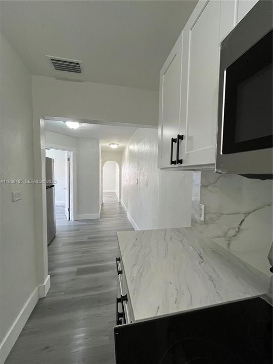 出租: $2,500 (2 贝兹, 1 浴室, 1832 平方英尺)