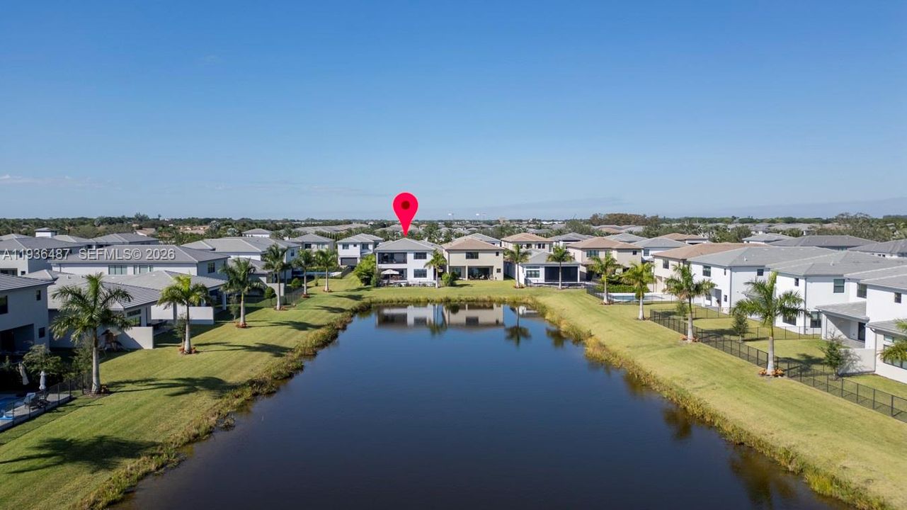 En Venta: $2,490,000 (5 camas, 5 baños, 3687 Pies cuadrados)